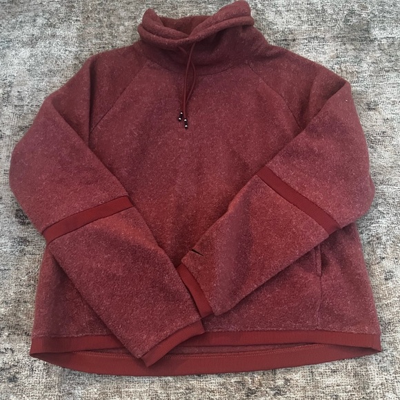 Nike Cropped High-neck Pull Over Size Medium - Picture 1 of 2